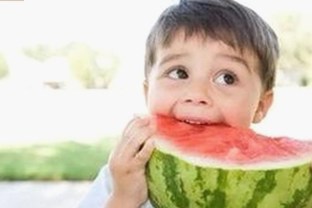 从实力派演员到幕后爆料王：周一围与黄磊的双重魅力，一场娱乐圈的静与动🎬