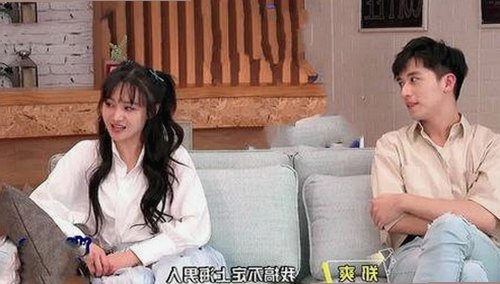 揭秘娱乐圈吃瓜内幕：明星幕后与神秘进组故事